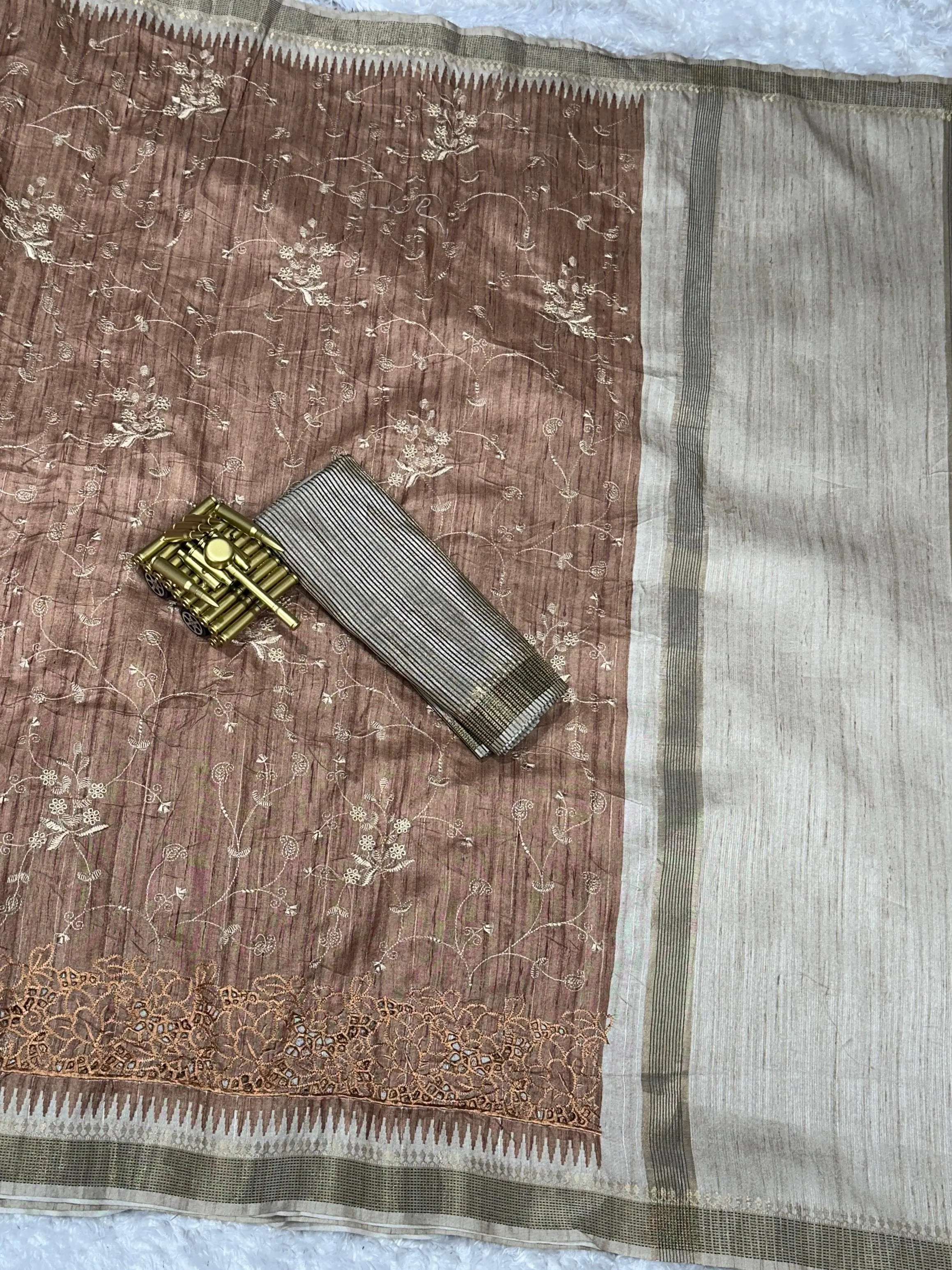 Buy Soft Cotton Tusser Premium Saree in Surat - Reseller Bazzar
